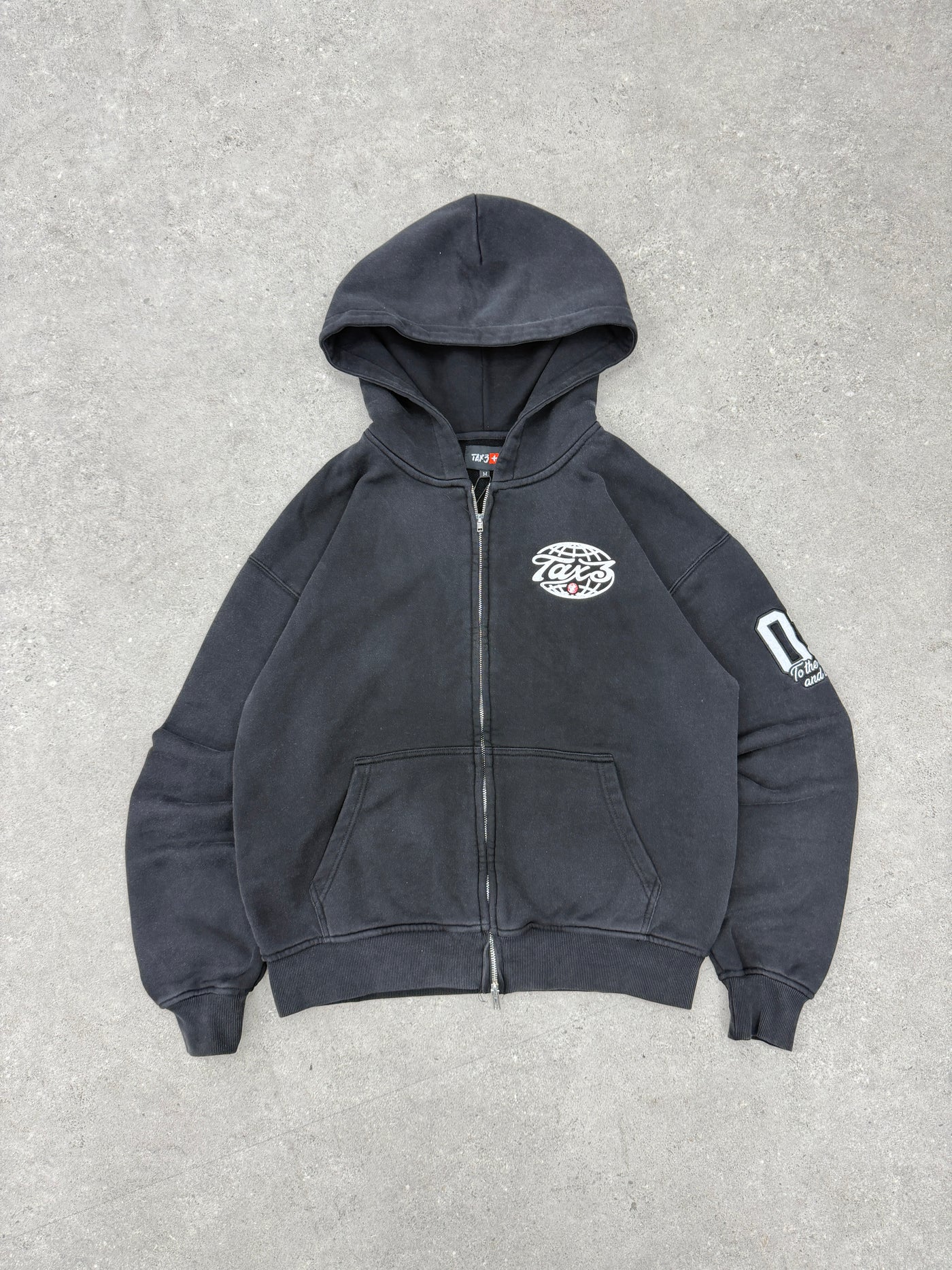 Tax3 Wrld Hoodie - Washed Black